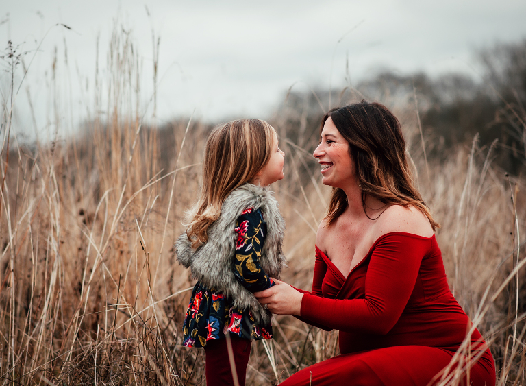 Glen Ellyn Maternity Family Photographer by Maureen Jeanblanc Photography