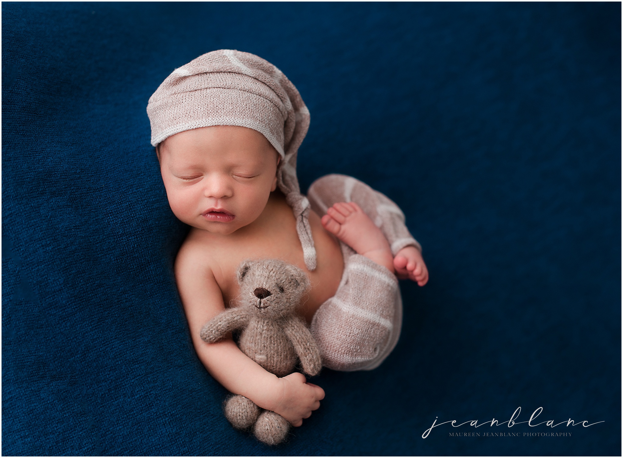 Wheaton Newborn Baby Photographer
