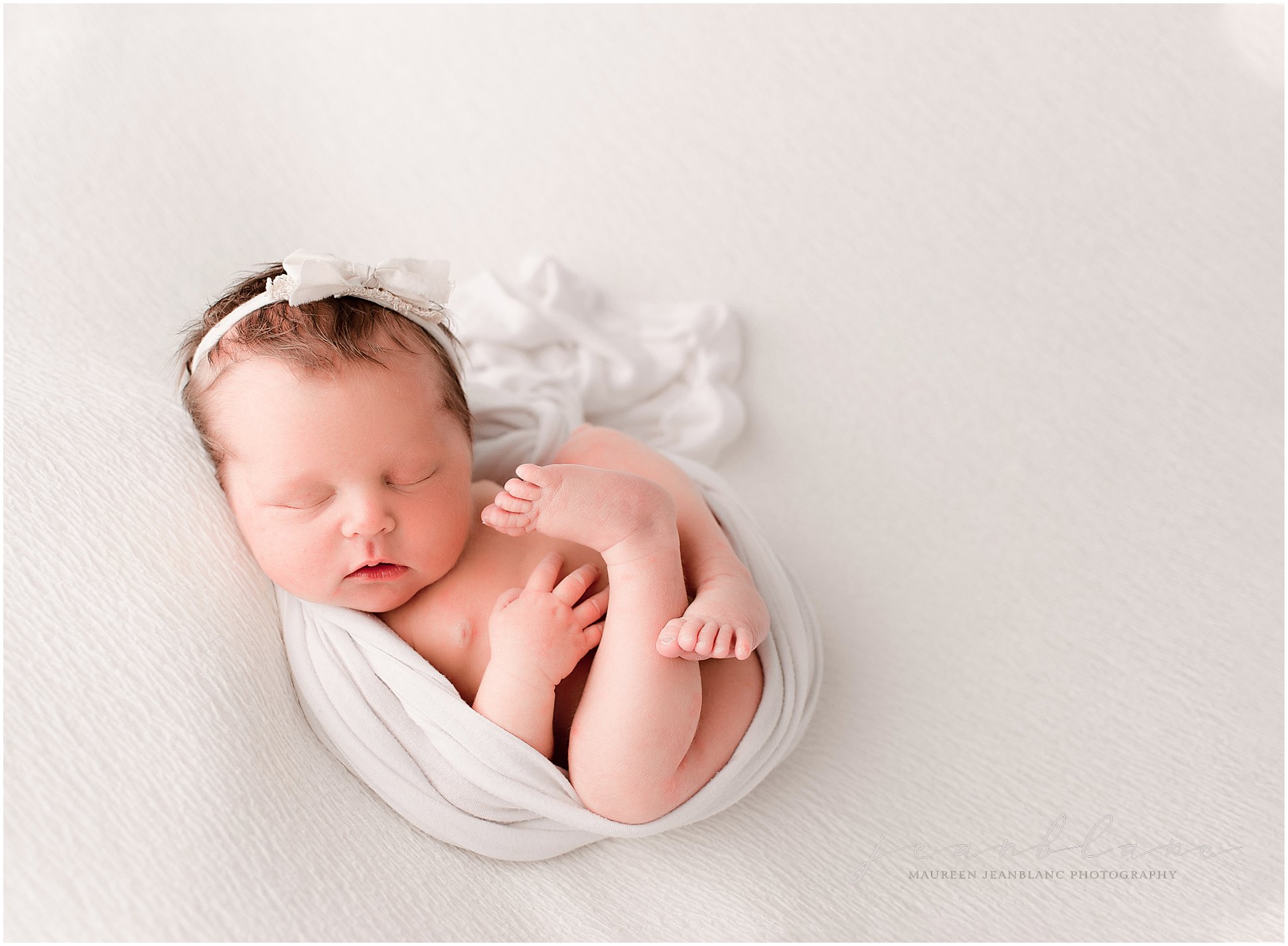 Newborn baby Ebba at her first photography session.